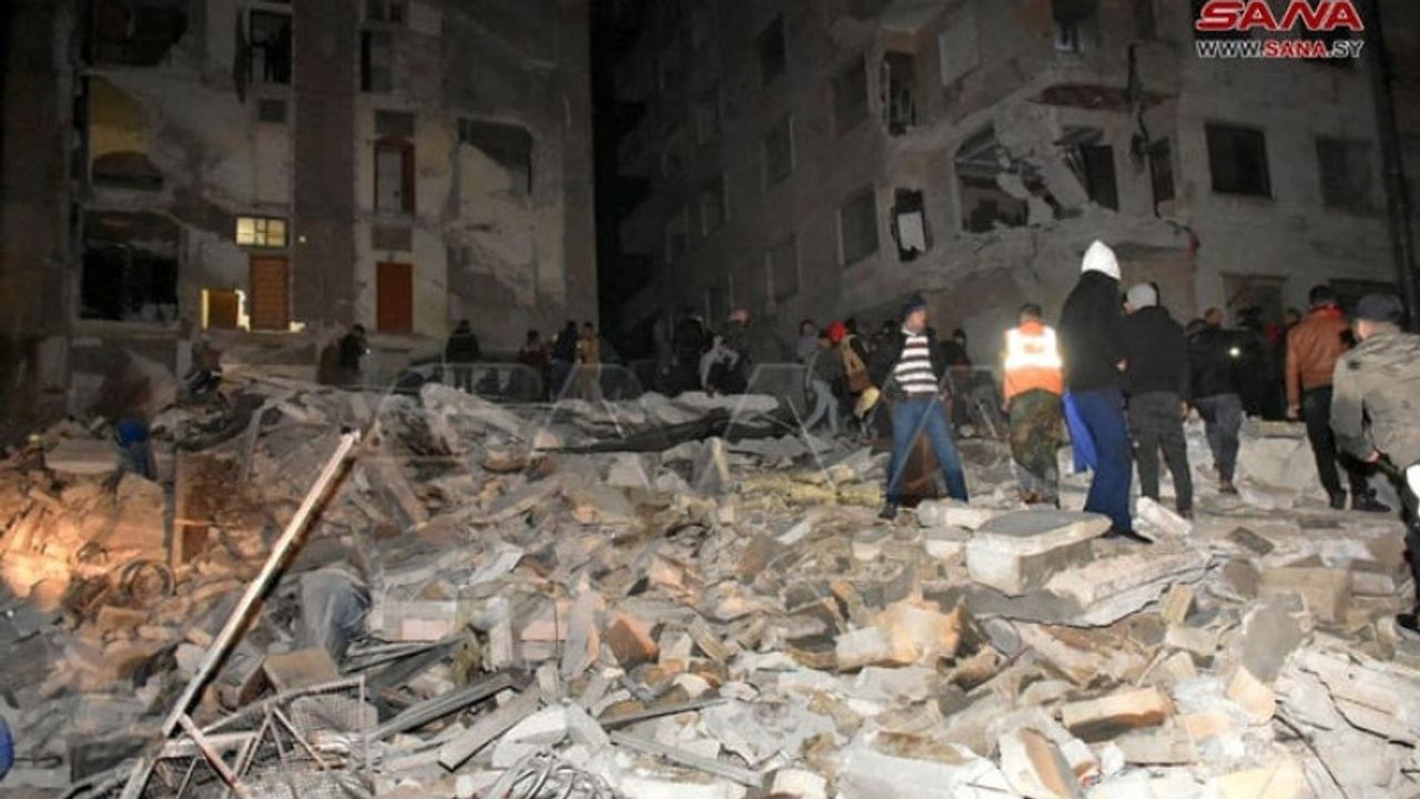 Suriye'de de etkili olan depremde çok sayıda can kaybı yaşandı