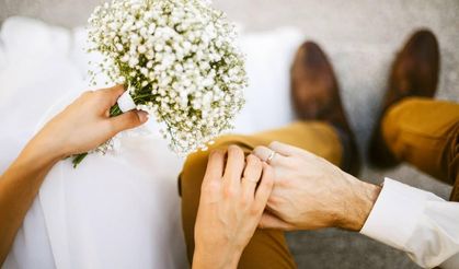 Evlenmenin maliyeti çıkarıldı! Bir düğün ne kadar mal oluyor?