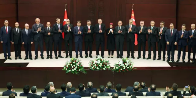 Erdoğan kabineyi açıkladı! İşte kabinede yer alan isimler...