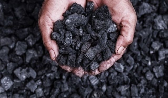 Van'da kömür fiyatları cep yakıyor!