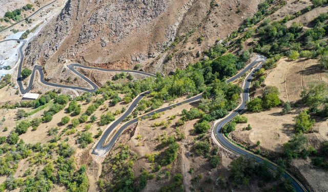 Van'daki "yılan yol" asfaltlandı