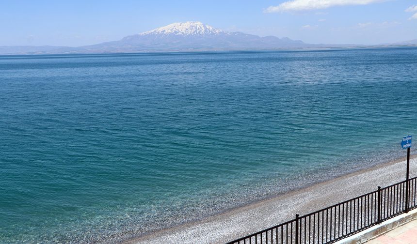 Komşu İran'dan "Van Gölü" mesajı